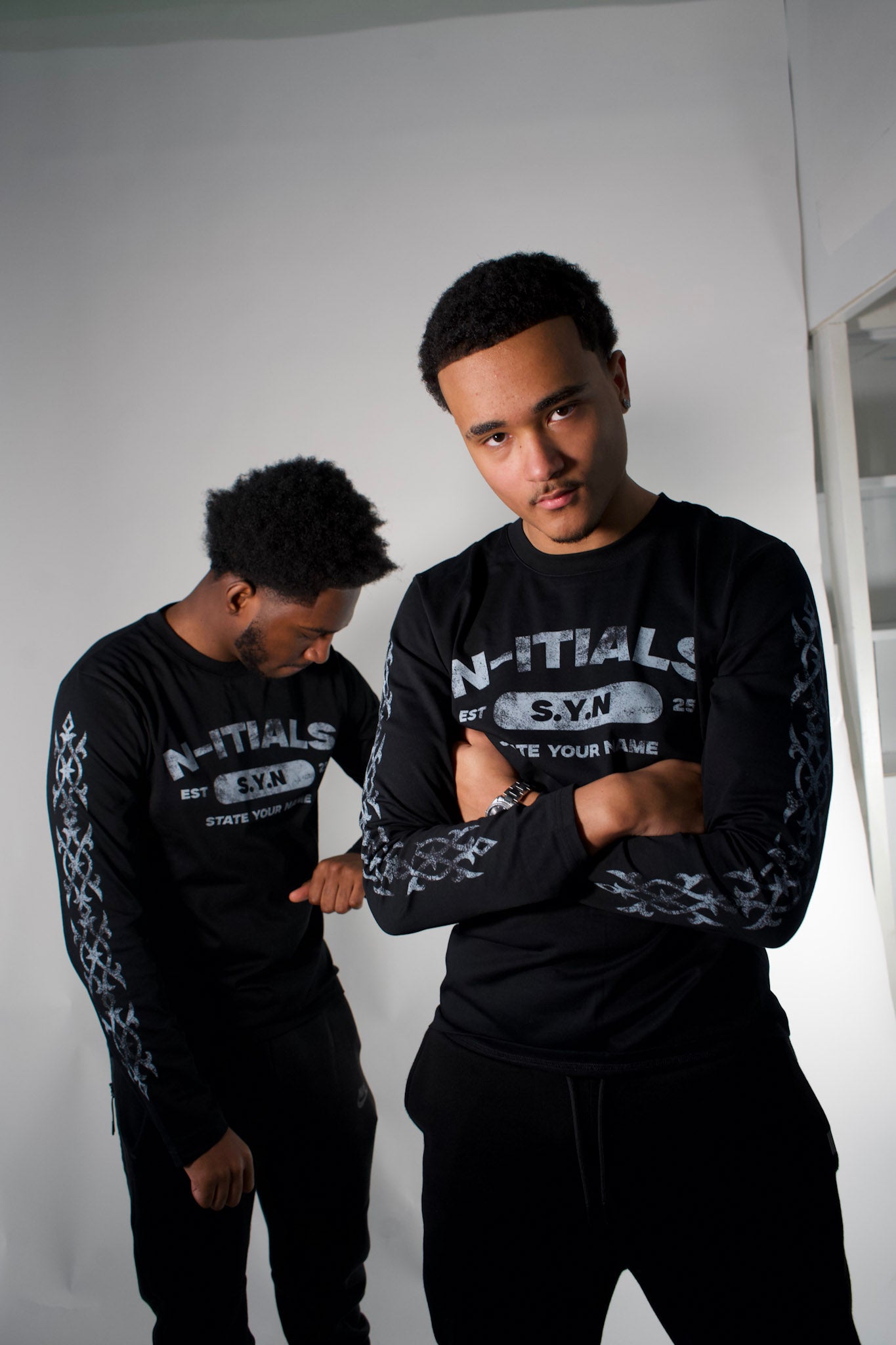 STATEMENT™ LONG-SLEEVE